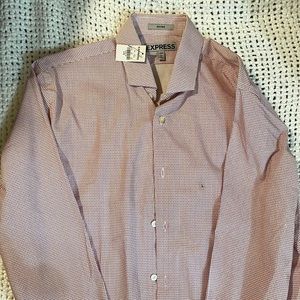 Express. Red/white button down men’s dress shirt. NWT🤩